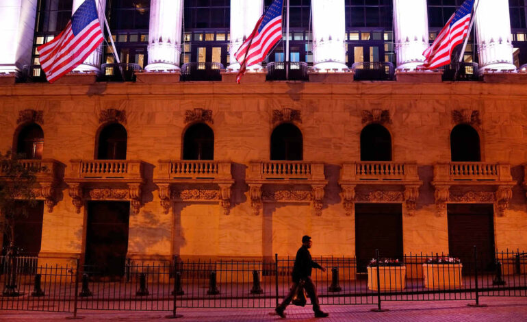 Small-Cap Stocks Face Decline as Fed Rate Cut Optimism Fades