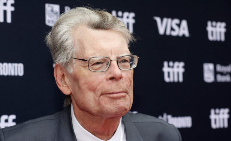 Stephen King’s “Dreamcatcher” Surges to Popularity on Tubi After 22 Years