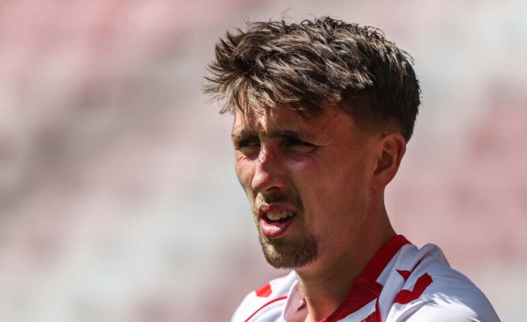 Sunderland Captain Dan Neil Rejects Premier League, La Liga Moves