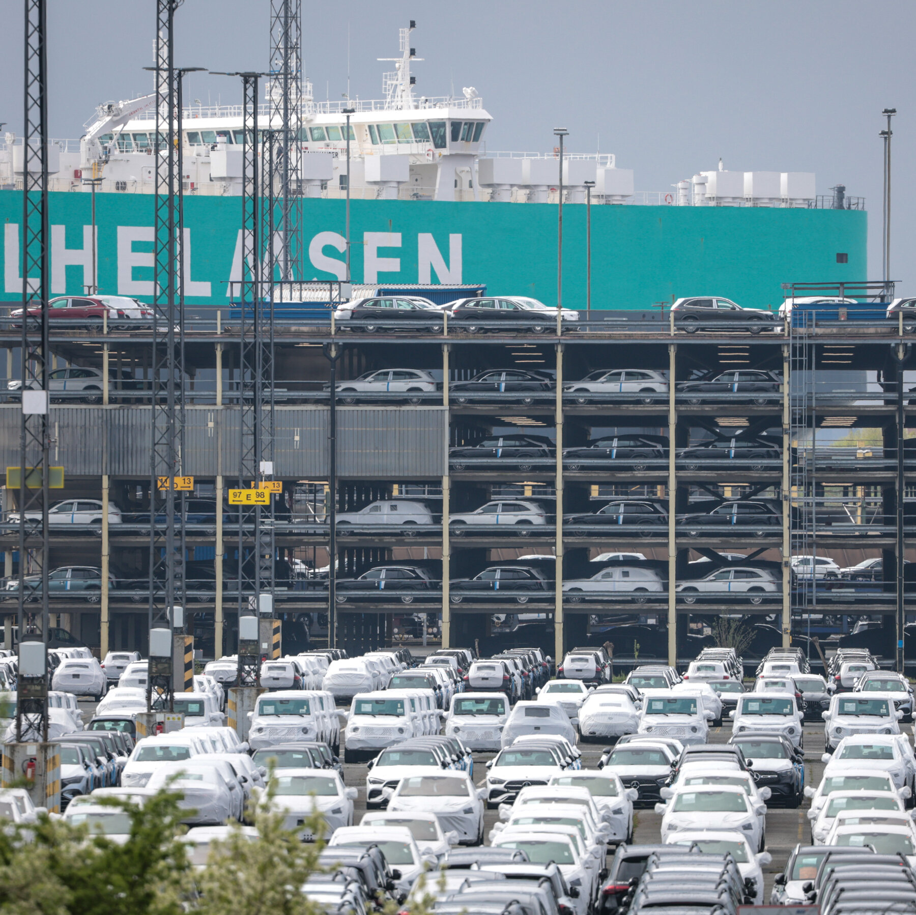 Tariffs Slash Billions from Global Car Manufacturers’ Profits