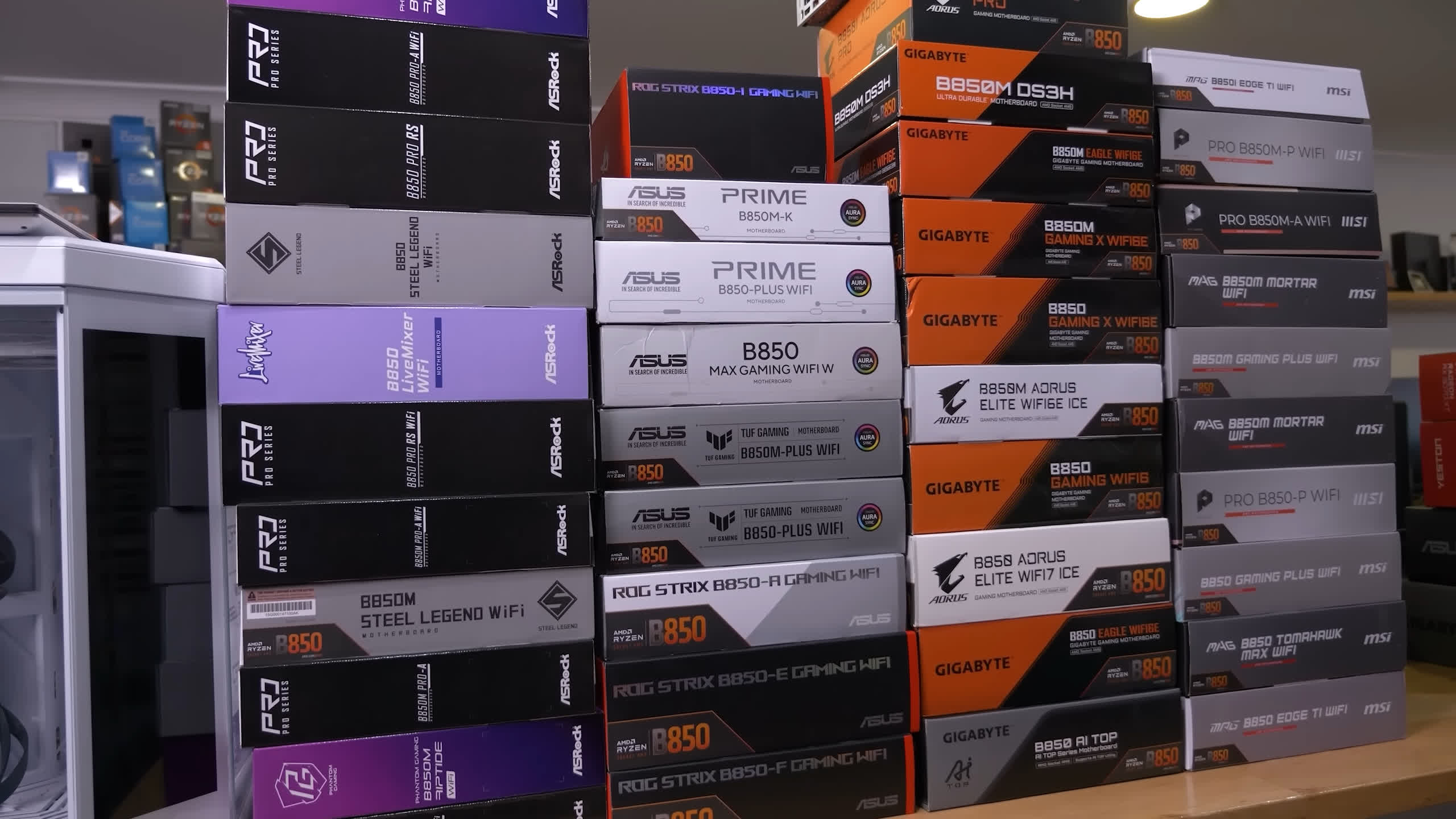 Top 23 Affordable AMD B850 Motherboards Tested Under $200