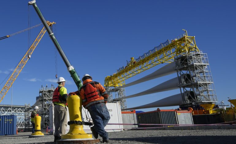 Trump Administration Suspends Work on Rhode Island Wind Farm