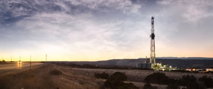 U.S. Shale Producers Adjust Strategies Amid Falling Oil Prices