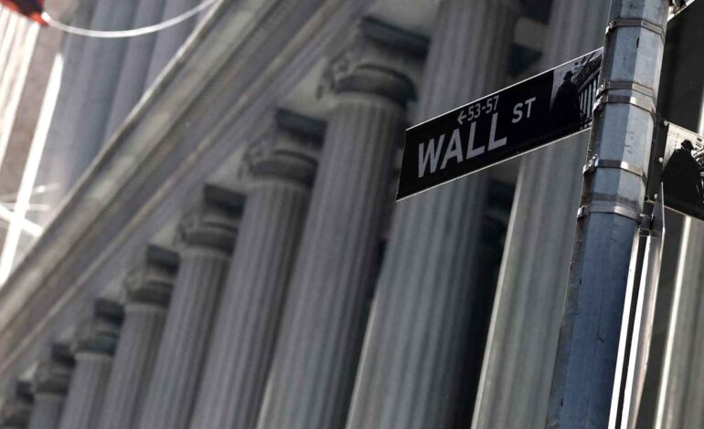 U.S. Stock Market Faces Reality Check Amid Economic Doubts