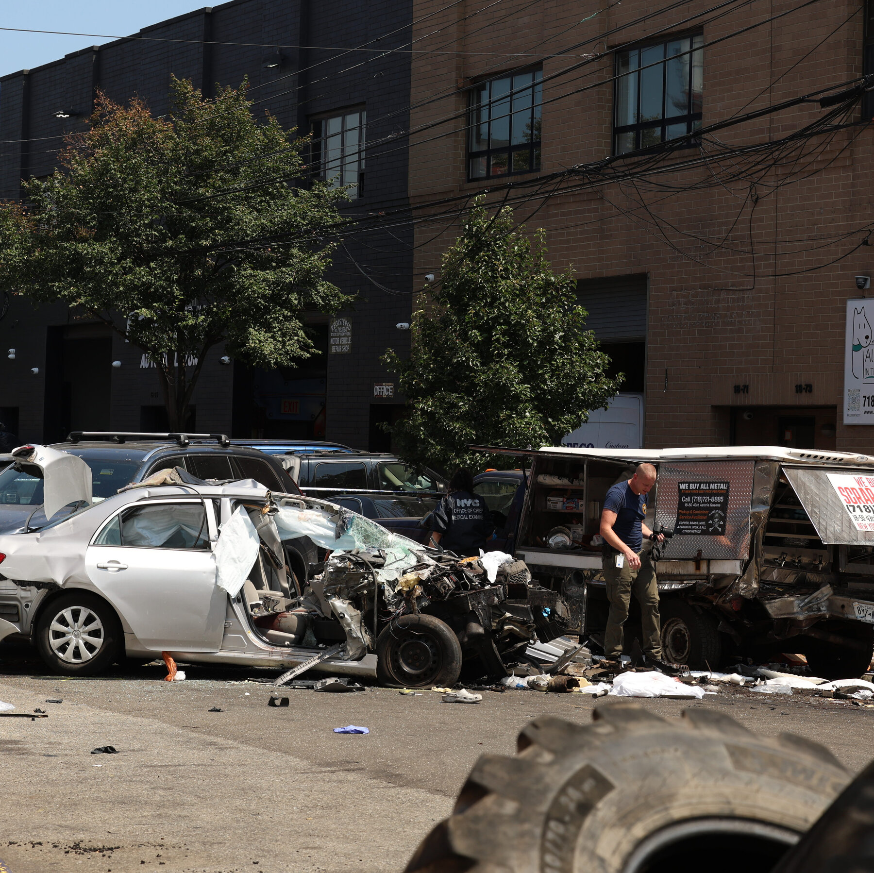 **Urgent: 3 Dead in Queens After Driver Strikes Pedestrians Near Food Truck**