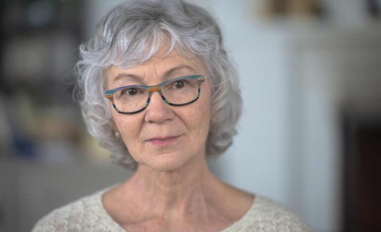 Urgent: 65-Year-Old Woman Faces Challenge Canceling 25 Credit Cards
