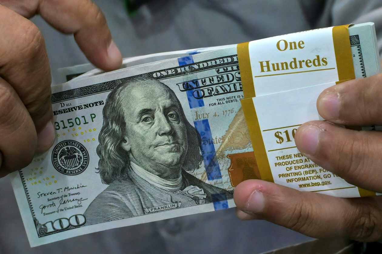 Urgent Alert: Stagflation Threatens U.S. Economy, Expert Warns