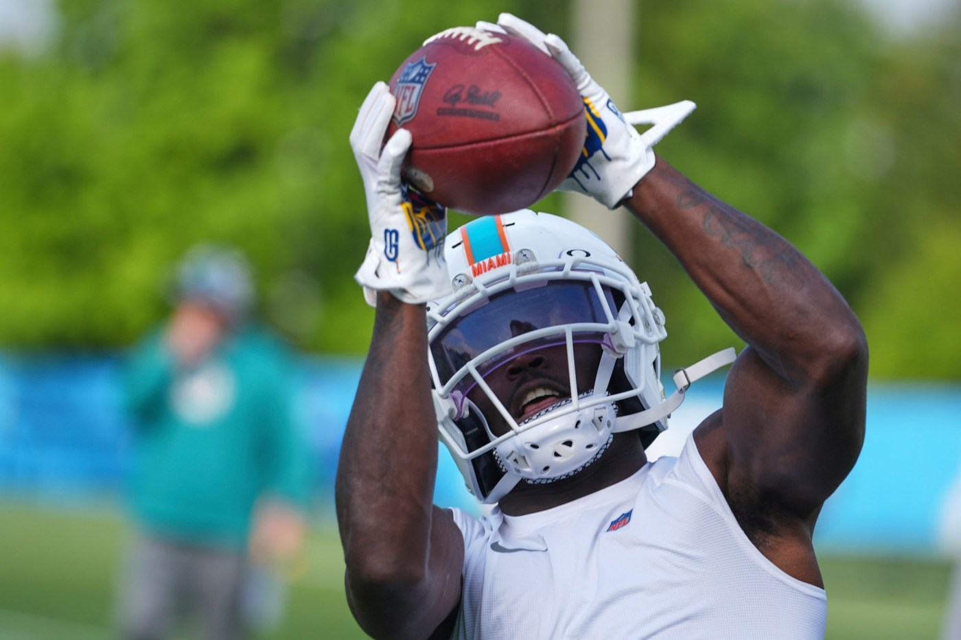 Urgent: Dolphins’ Tua-Tyreek Chemistry in Question Ahead of Colts Game