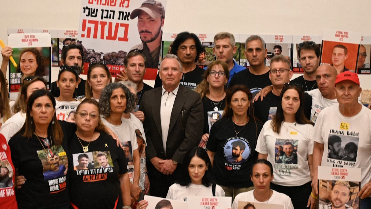 US Envoy Steve Witkoff Meets Hostage Families in Tel Aviv