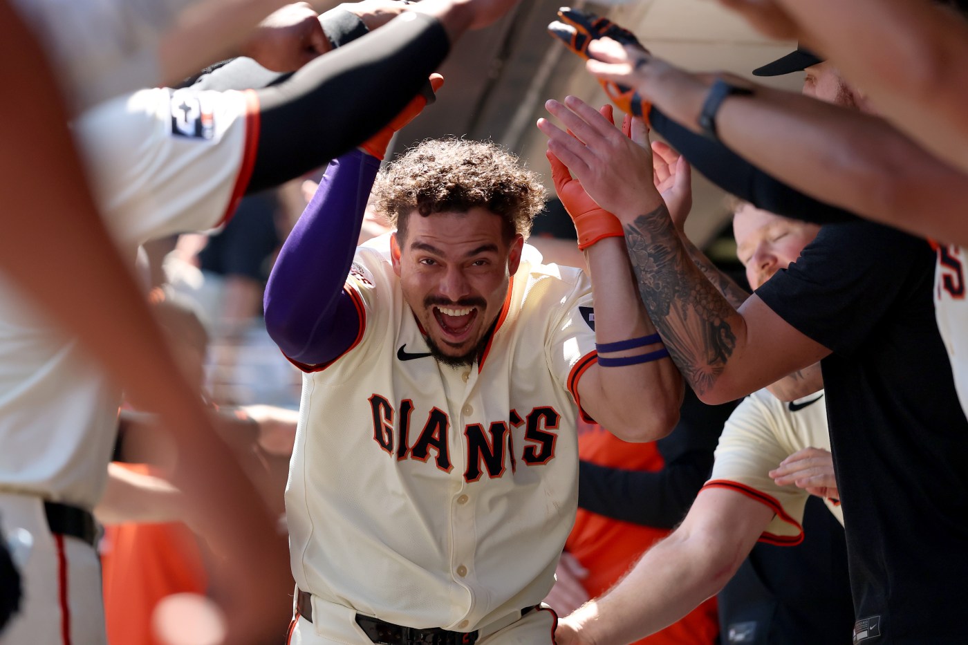 Willy Adames Powers Giants to Walk-Off Victory Over Cubs