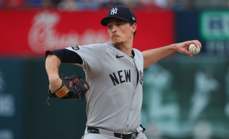 Yankees Face Red Sox: Bet $5, Win $200 with Bet365