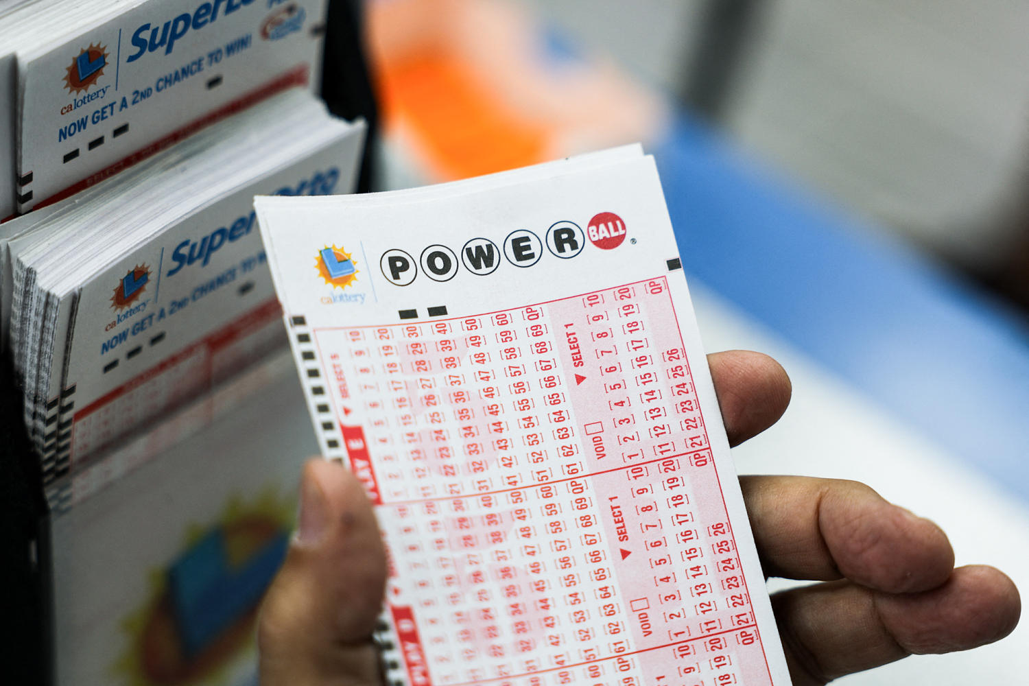 $1.8 Billion Powerball Jackpot Won in Texas and Missouri!