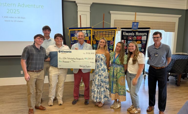 Americus Kiwanis Club Awards $10,000 in Scholarships to Students