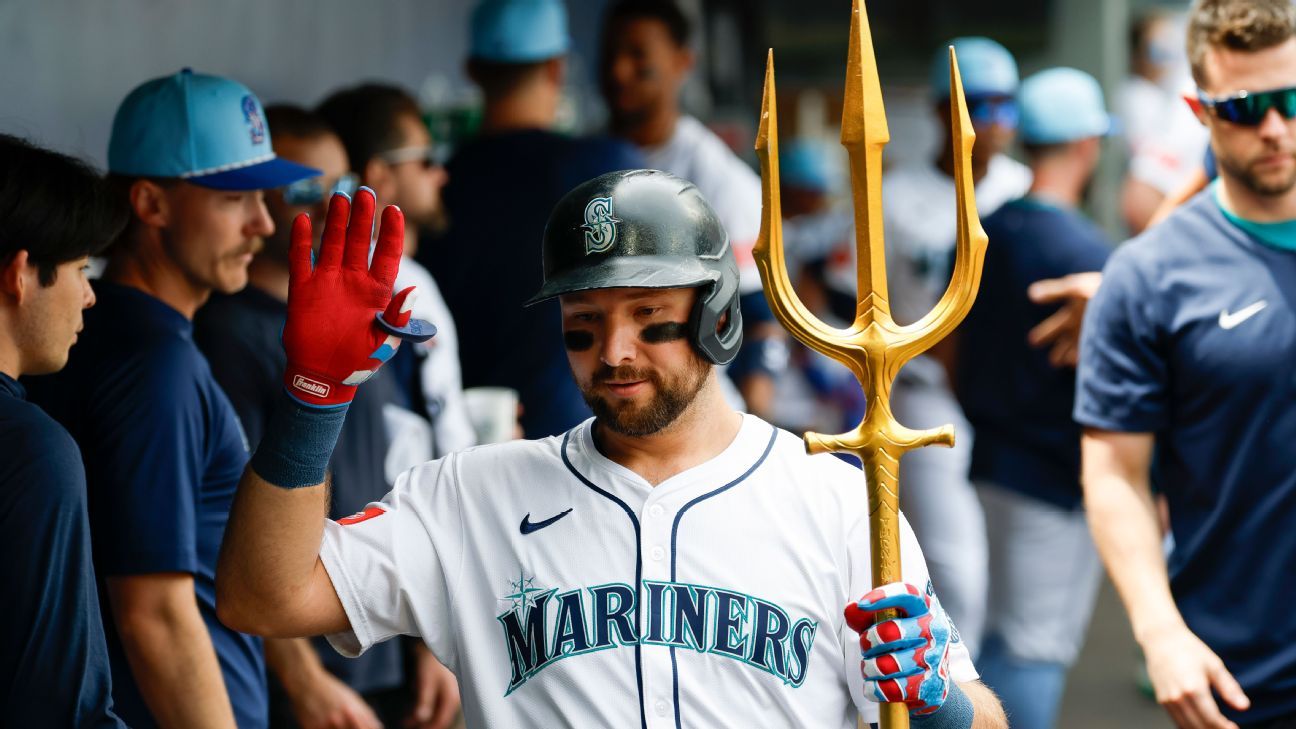 Cal Raleigh Ties Mantle with 54th HR, Sets Catcher Record