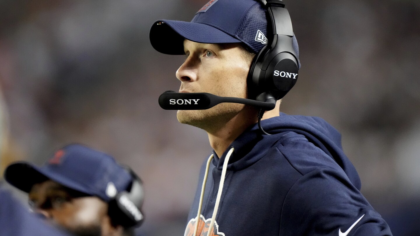 Chicago Bears Blow Fourth-Quarter Lead in Ben Johnson’s Debut