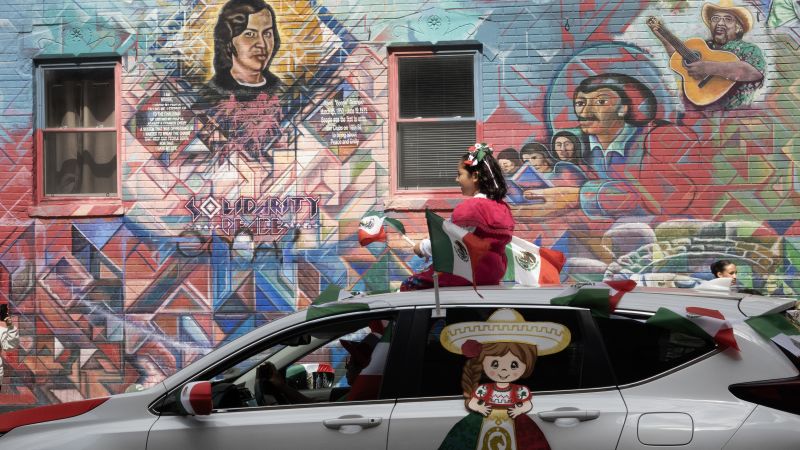 Chicago’s Mexican Independence Day Celebration Hushed by ICE Threats