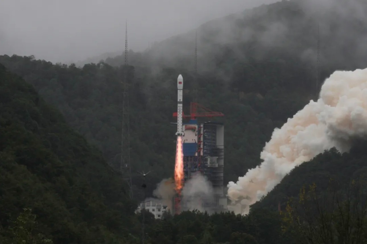 China Launches Shiyan-30 Satellites as Space Activity Accelerates