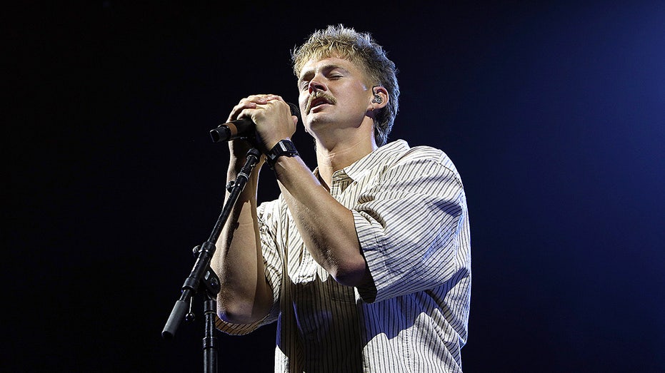 Christian Singer Forrest Frank Debuts New Song After Kirk’s Death