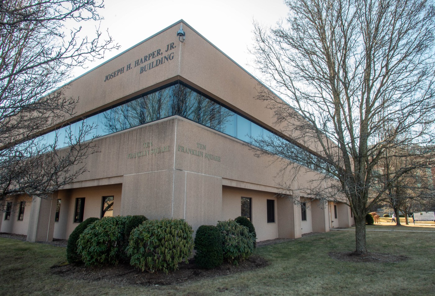 Connecticut Utility Regulator Steps Down, Leaving Decisions in Limbo