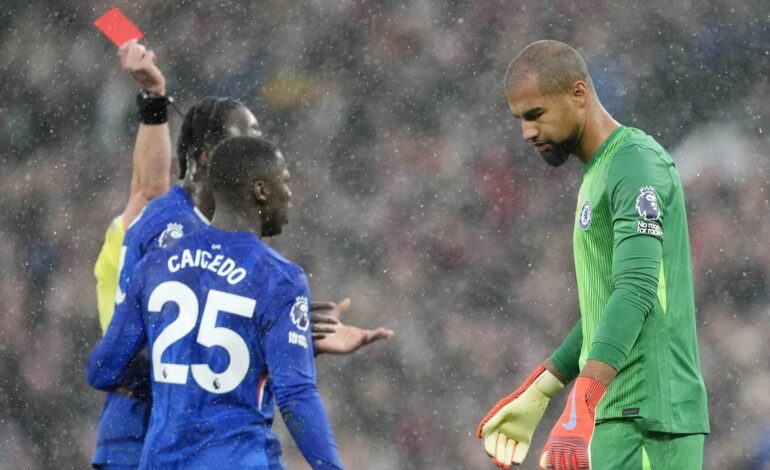 Dermot Gallagher Analyzes Key Decisions from Premier League Weekend