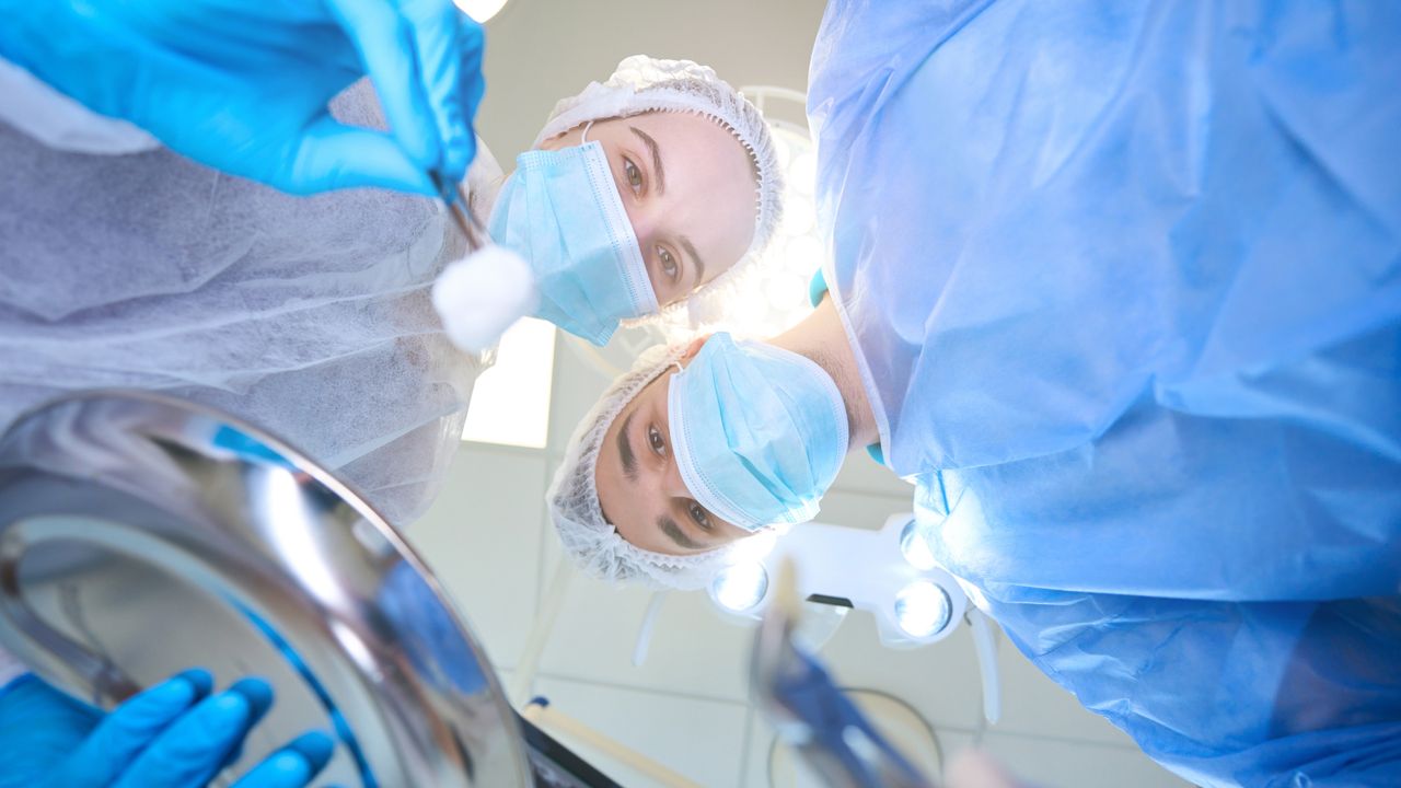 Doctors Restore Vision in Unique Tooth-Implant Surgery