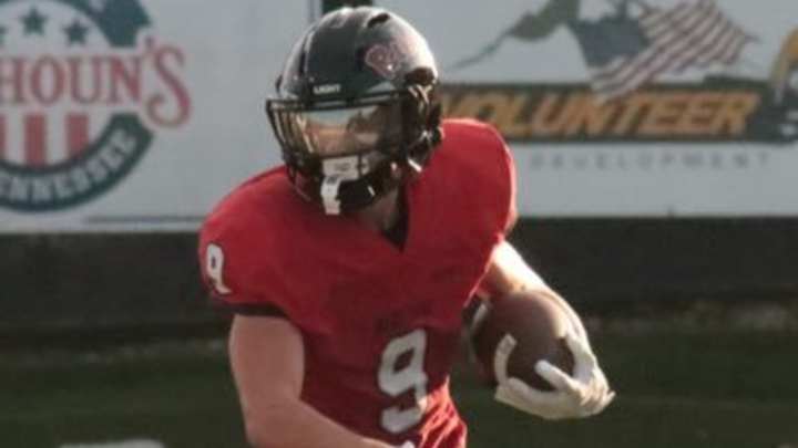 Freshman Gibby Tomberlin Visits Tennessee Football, Gains Attention