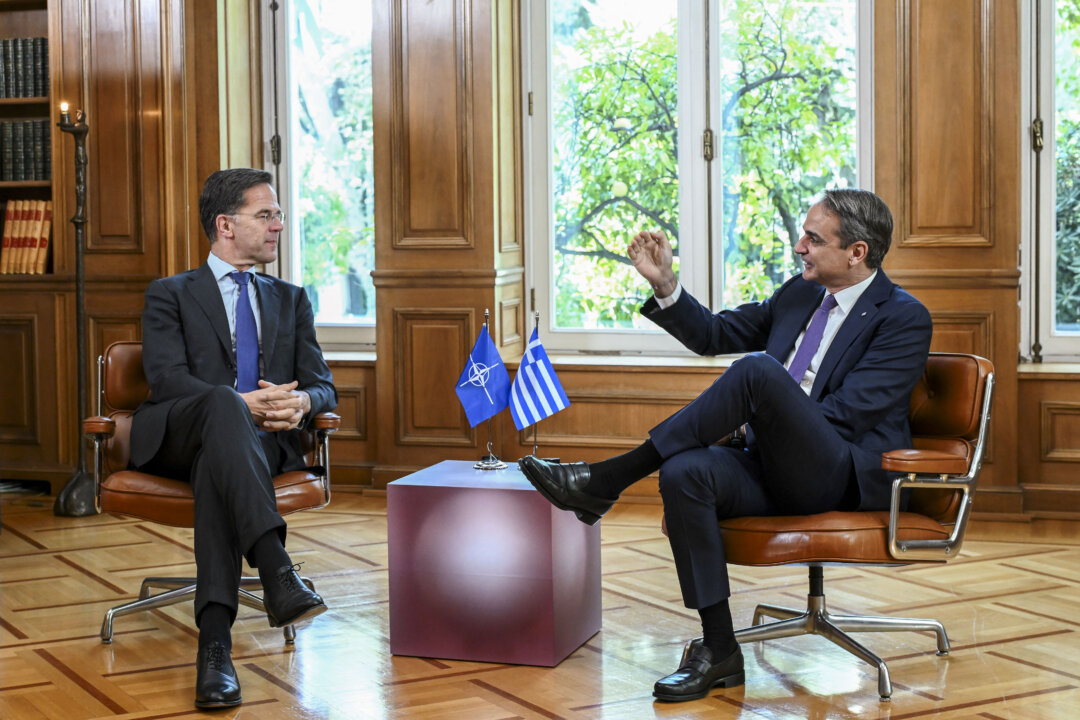 Greece Faces School Closures as Student Numbers Continue to Fall