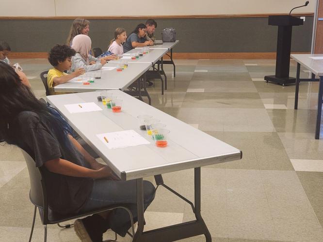 Home-Schooled Students Engage in Tasting Experiment at Library