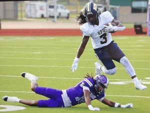 Howard Payne Football Surges to 2-0 with 28-18 Win Over Texas Lutheran
