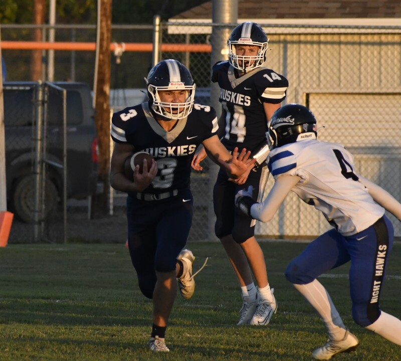 Huskies Dominate Nighthawks 20-6 to Claim Range War Trophy