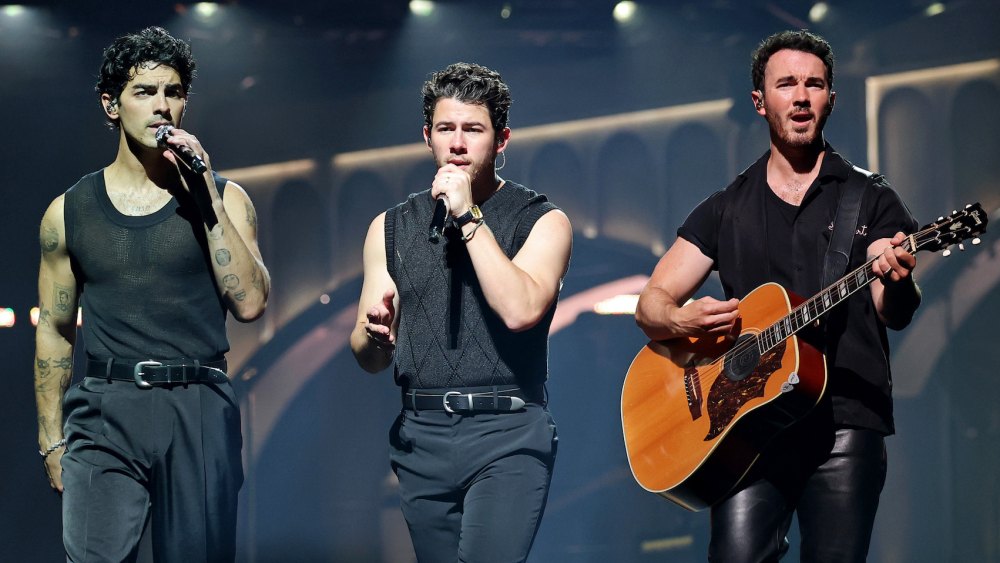 Jonas Brothers’ Concert in Portland Features Unexpected Stage Fire