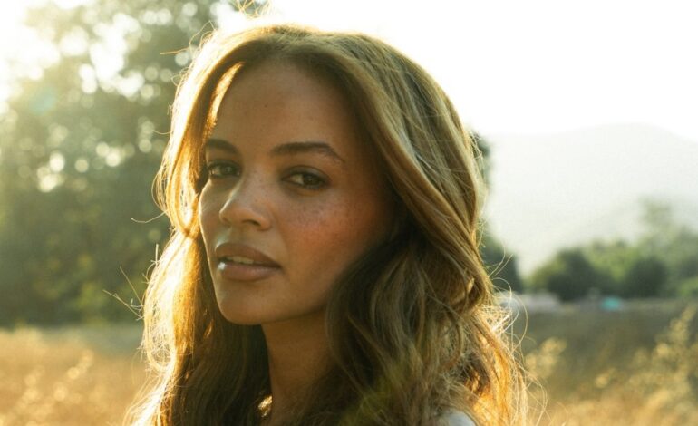 Leslie Grace Unveils New Single and Playlist for ‘Flow With Life’ Era