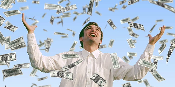 Lucky Player Hits SOFTSWISS’ €758K Jackpot at Golden Crown Casino