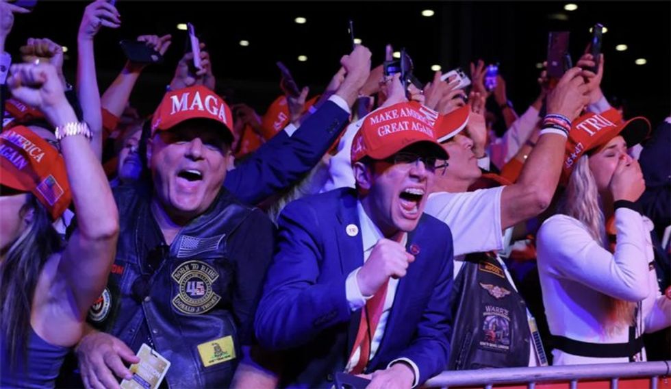 MAGA Figures Target Nashville Restaurant Over Misinterpreted Sign