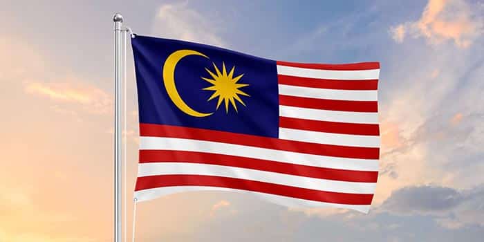 Malaysian Police Arrest 34 in Major Online Gambling Bust