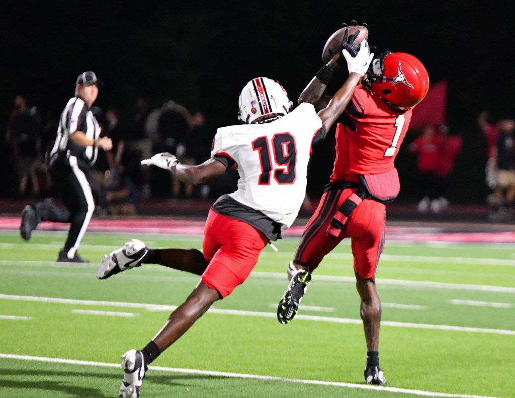 Marshall Mavericks Surge Past Tyler Legacy with 49-33 Victory