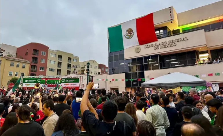 Mexican Truck Drivers Embrace English for U.S. Highway Compliance