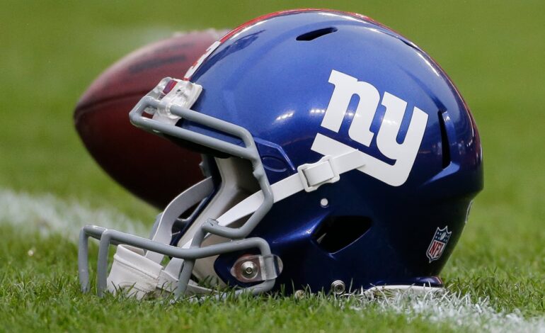 Micah McFadden Injured, Carted Off During Giants’ Season Opener