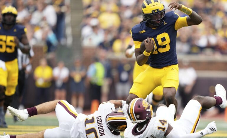 Michigan Dominates Central Michigan 63-3 as Underwood Shines