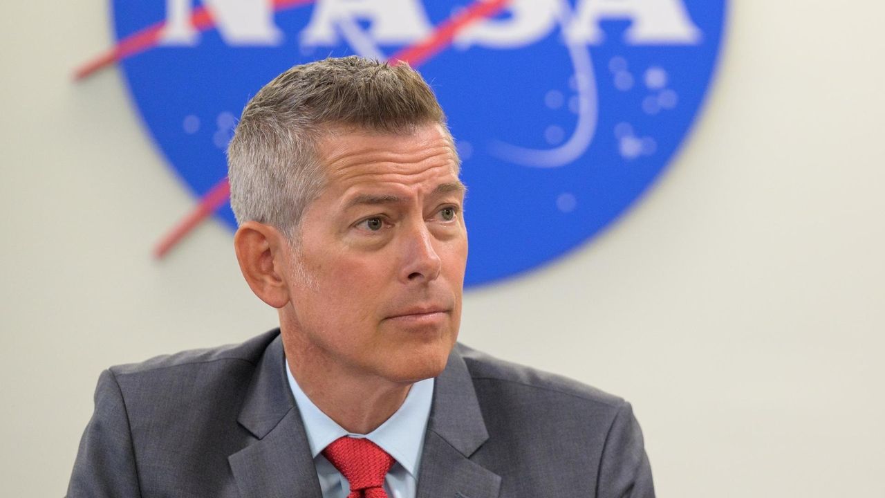 NASA’s Duffy Declares Commitment to Win Moon Race Against China