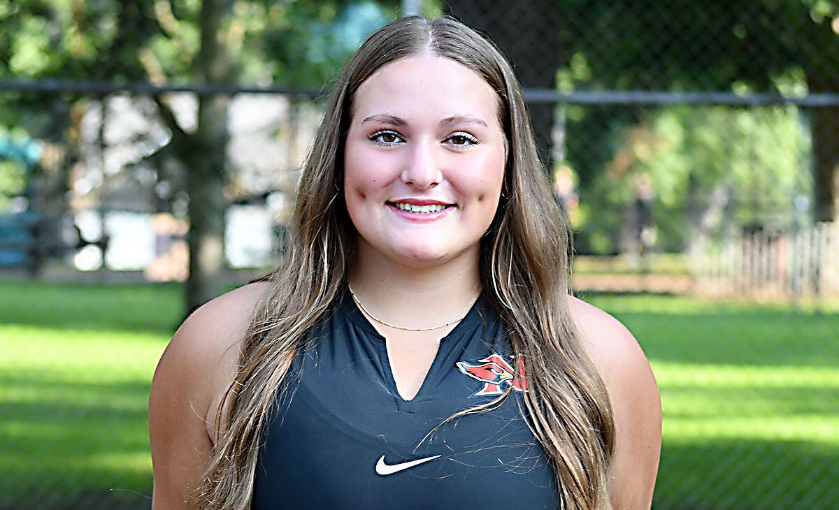 Newton Girls Tennis Team Places Sixth at LHC Tournament