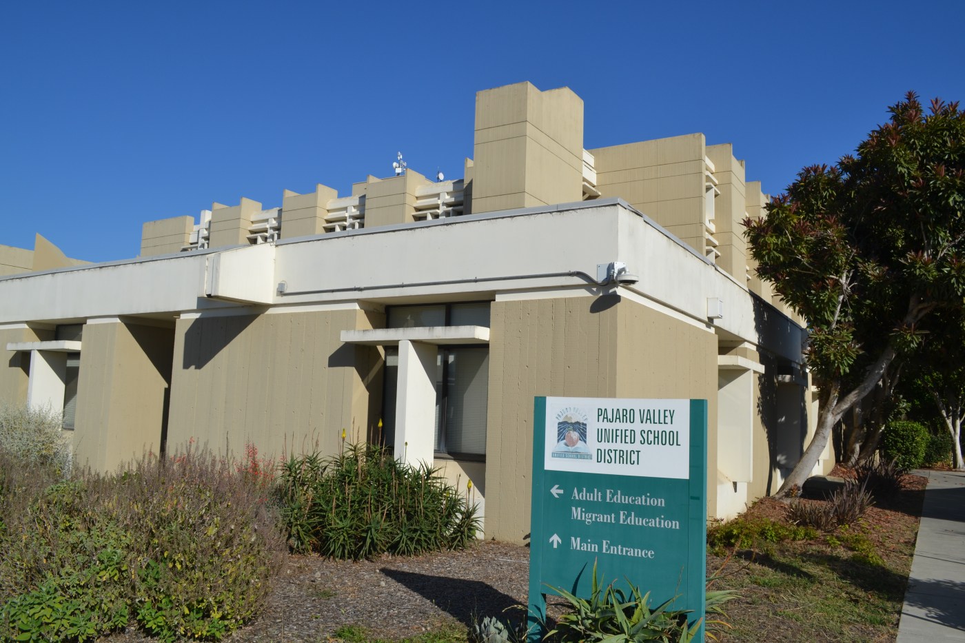 Pajaro Valley School Board to Approve Teacher Literacy Training Program