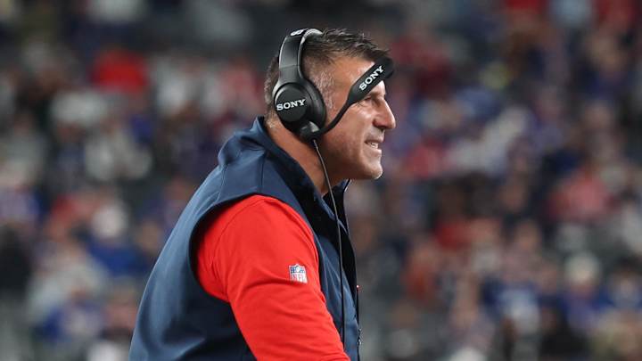 Raiders and Patriots Clash in Season Opener with Revenge Motive