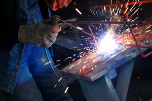 Revolutionizing Welding: The Evolution of Auto-Darkening Helmets