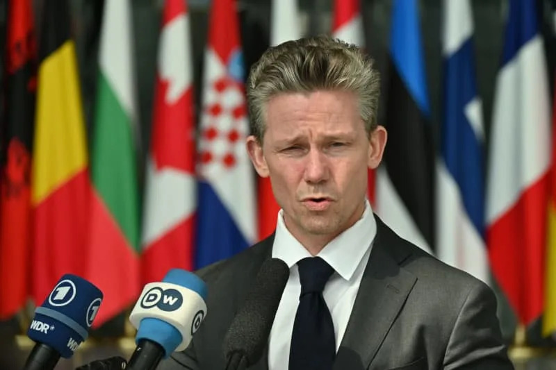 Swedish Defence Minister Urges Europe to Prepare for Conflict