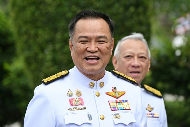 Thai Tycoon Anutin Charnvirakul Sworn In as PM Amid Turmoil