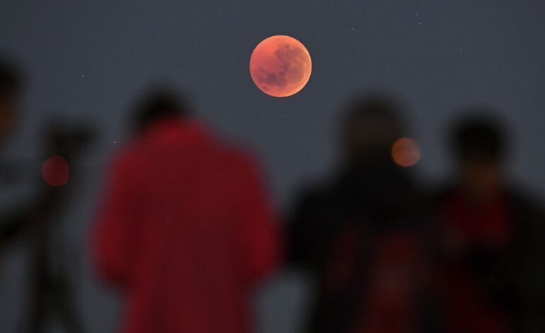 Total Lunar Eclipse to Illuminate Night Sky for Billions Tonight