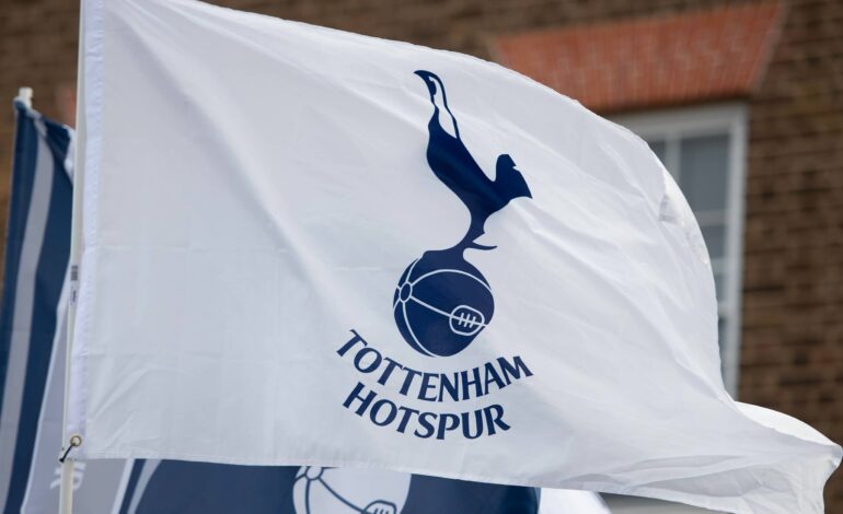 Tottenham Eyes Sunderland Defender Dennis Cirkin for January Move