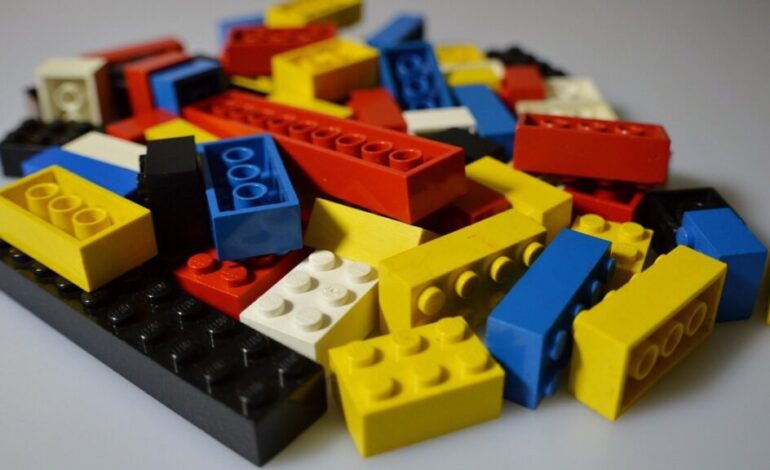 Trump Tariffs Force Lego to Halt U.S. Pick-a-Brick Service