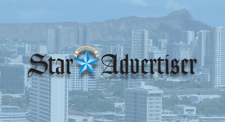 Urgent Rescue: Surfers Aid Lifeguards in Boat Capsize Off Wailupe